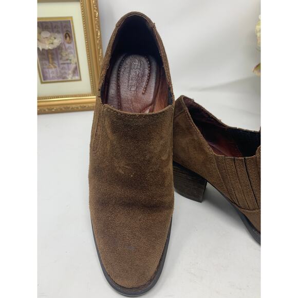 Born Fredrika Brown Suede Ankle Booties 2.5" Block Heel Women's 8 - Picture 2 of 8